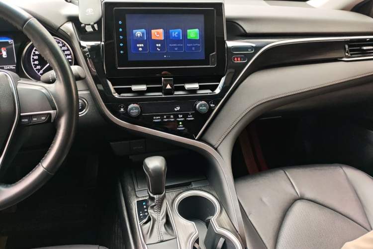 Used Toyota Camry 2023 2.0GVP Premier Edition Audio And AC Panel