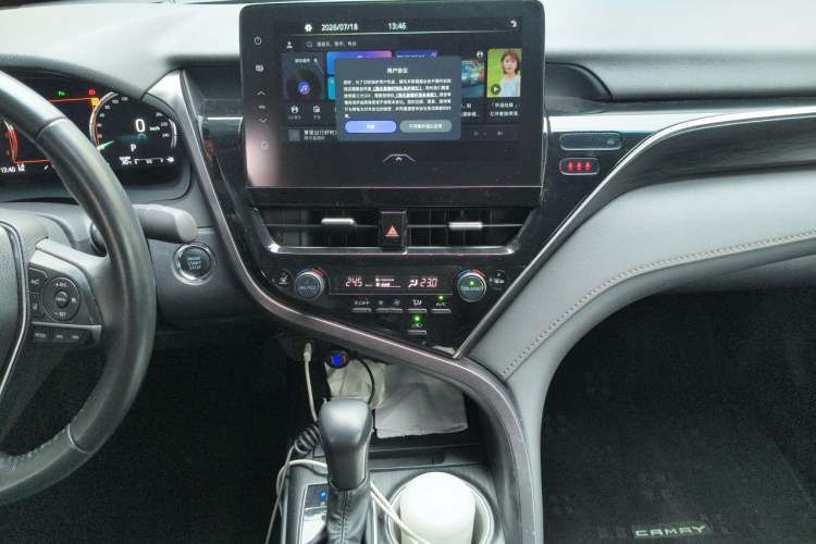 Used Toyota Camry 2023 2.5G Luxury Edition Audio And AC Panel