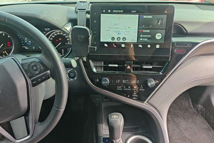 Used Toyota Camry 2023 2.0G Luxury Edition Audio And AC Panel