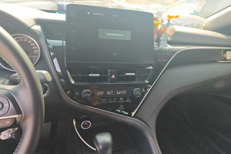 Used Toyota Camry 2023 2.0G Luxury Edition Audio And AC Panel
