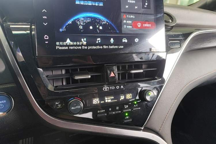 Used Toyota Camry 2023 Dual-Motor 2.5HG Luxury Edition Audio And AC Panel