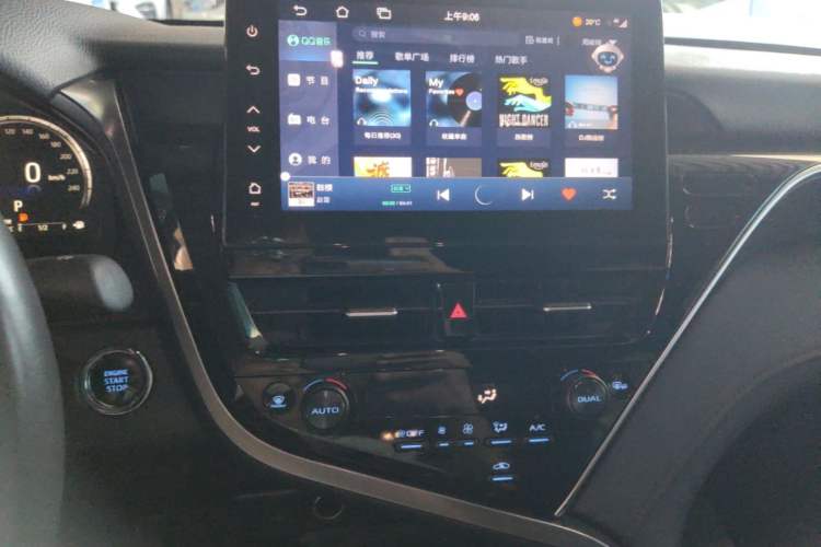 Used Toyota Camry 2023 2.5G Luxury Edition Audio And AC Panel