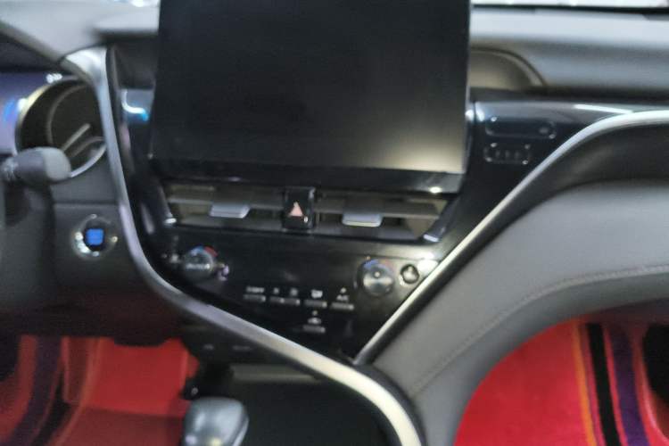 Used Toyota Camry 2023 2.0G Luxury Edition Audio And AC Panel