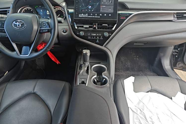 Used Toyota Camry 2023 2.0G Luxury Edition Audio And AC Panel