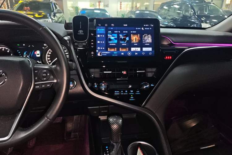 Used Toyota Camry 2023 2.0G Luxury Edition Audio And AC Panel