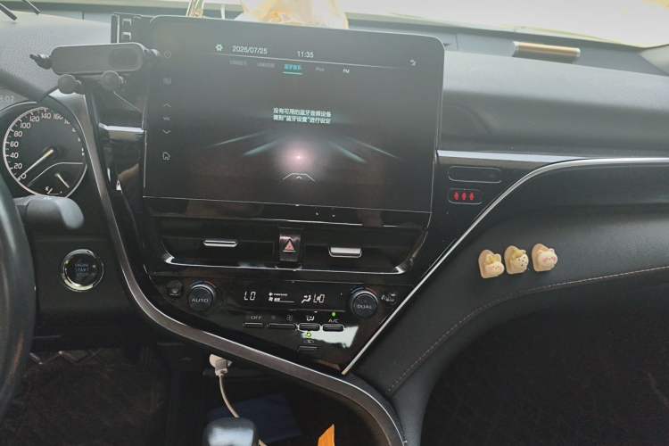 Used Toyota Camry 2023 2.0G Luxury Edition Audio And AC Panel