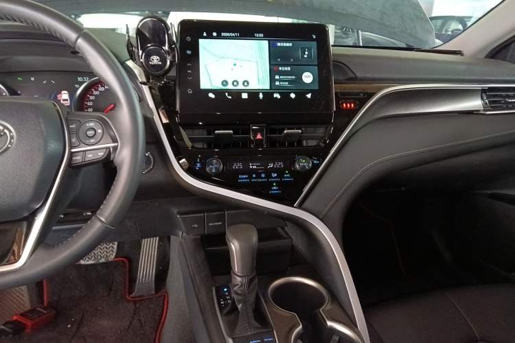 Used Toyota Camry 2023 2.0S Knight Edition Audio And AC Panel