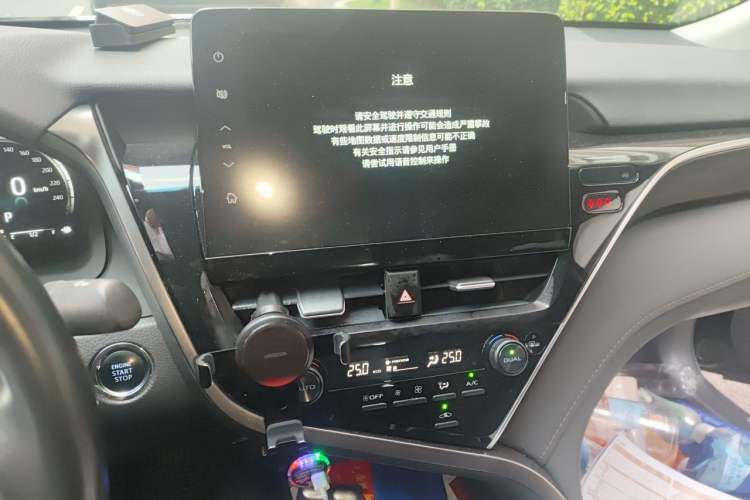 Used Toyota Camry 2023 2.5G Luxury Edition Audio And AC Panel