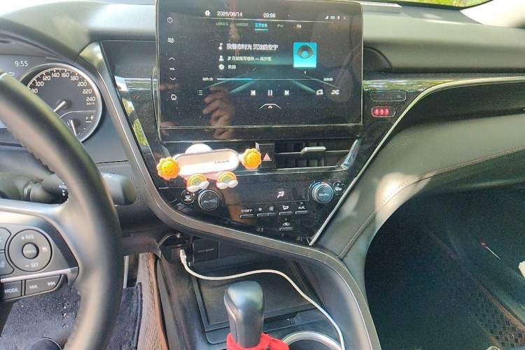 Used Toyota Camry 2023 2.0G Luxury Edition Audio And AC Panel
