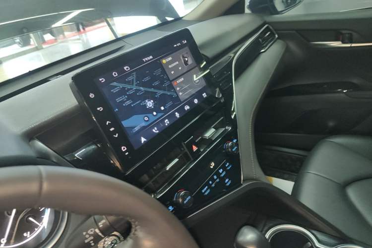 Used Toyota Camry 2023 2.0G Luxury Edition Audio And AC Panel