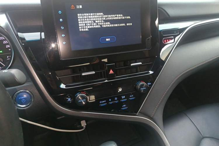 Used Toyota Camry 2023 Dual-Motor 2.5 HGVP Leading Edition Audio And AC Panel