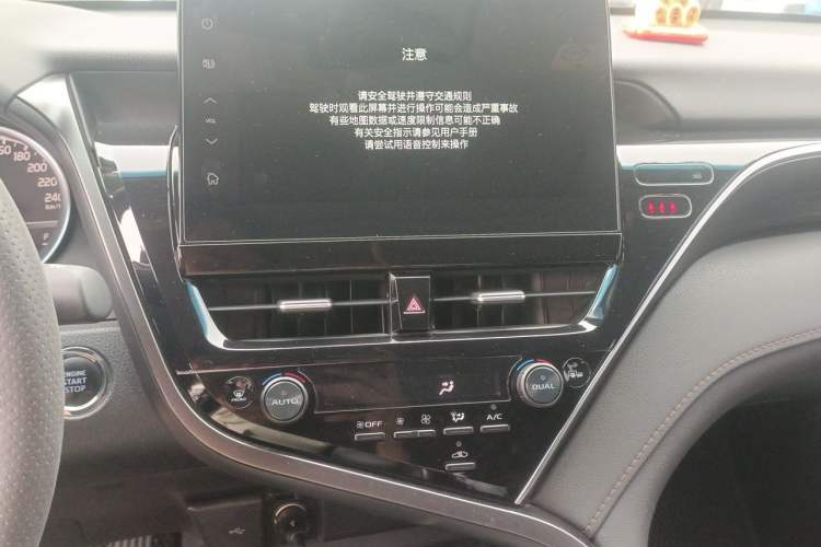 Used Toyota Camry 2023 2.0G Luxury Edition Audio And AC Panel