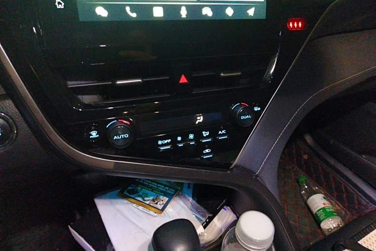 Used Toyota Camry 2023 2.0S FENGSHANG Edition Audio And AC Panel