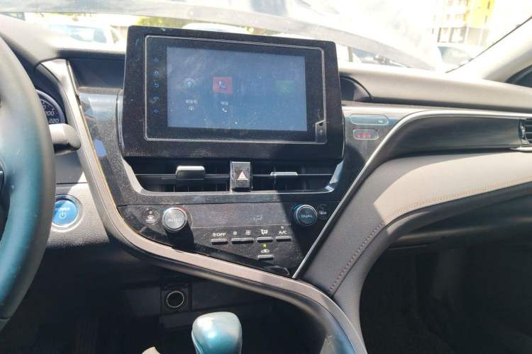 Used Toyota Camry 2023 Dual-Motor 2.5 HGVP Leading Edition Audio And AC Panel