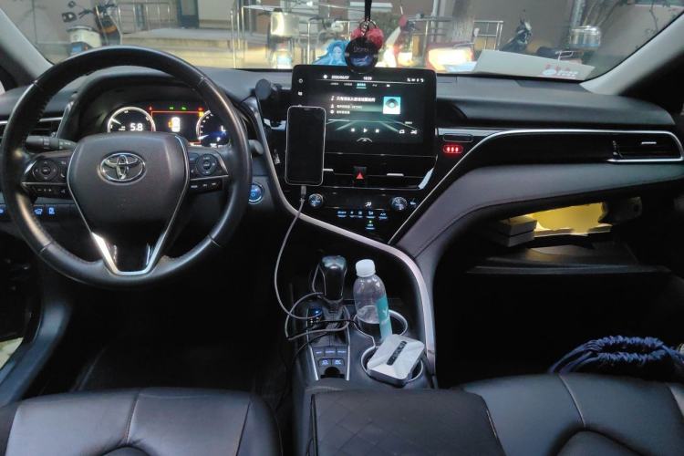 Used Toyota Camry 2023 Dual-Motor 2.5HG Luxury Edition Center Console