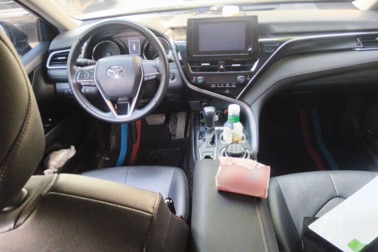 Used Toyota Camry 2023 2.0GVP Premier Edition Center Console