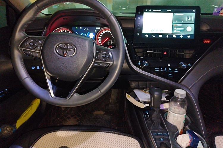 Used Toyota Camry 2023 2.0S FENGSHANG Edition Center Console