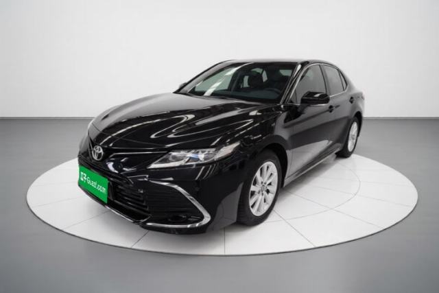 Ojetý Toyota Camry 2023 2.0GVP Premier Edition