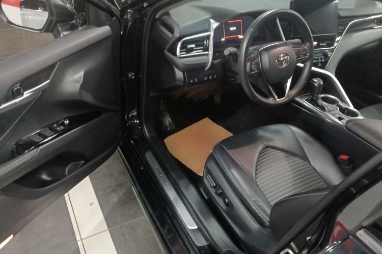 Used Toyota Camry 2023 2.5S Knight Edition Driver Seat