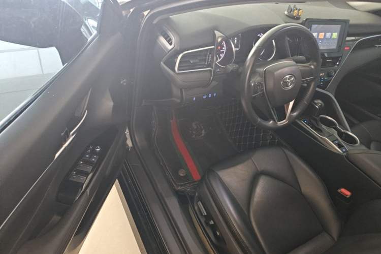 Used Toyota Camry 2023 2.0GVP Premier Edition Driver Seat