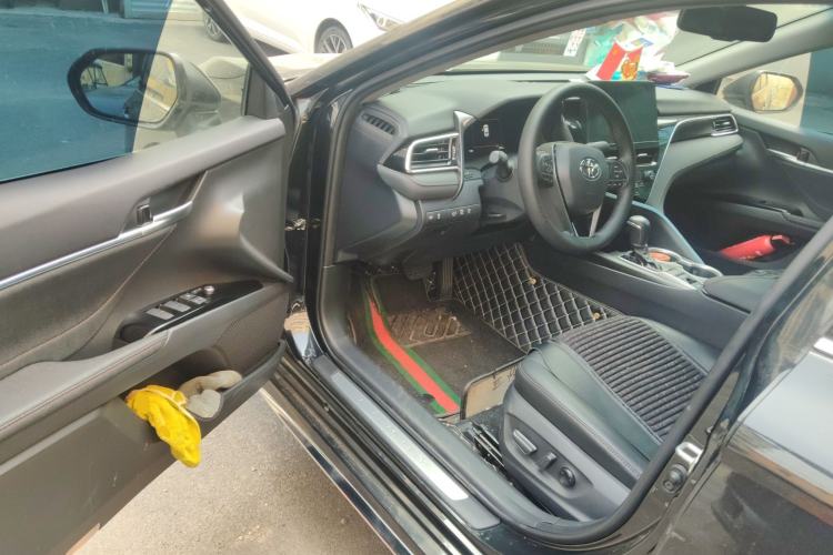 Used Toyota Camry 2023 2.5G Luxury Edition Driver Seat