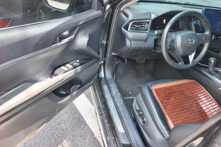 Used Toyota Camry 2023 Dual-Motor 2.5HG Luxury Edition Driver Seat