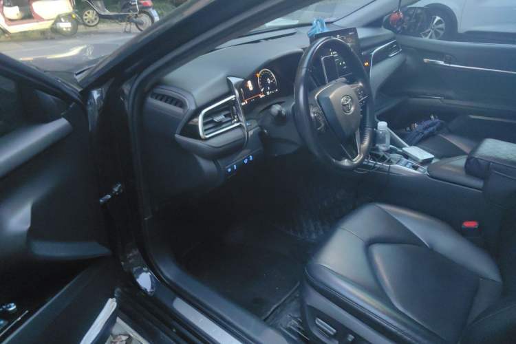 Used Toyota Camry 2023 Dual-Motor 2.5HG Luxury Edition Driver Seat
