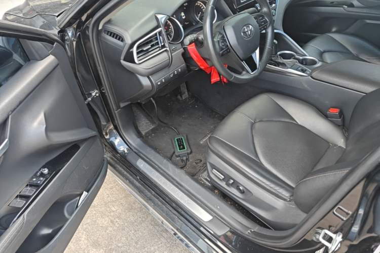Used Toyota Camry 2023 2.0G Luxury Edition Driver Seat