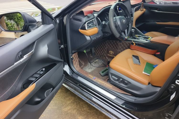 Used Toyota Camry 2023 2.0G Luxury Edition Driver Seat