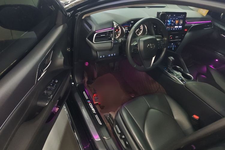 Used Toyota Camry 2023 2.0G Luxury Edition Driver Seat