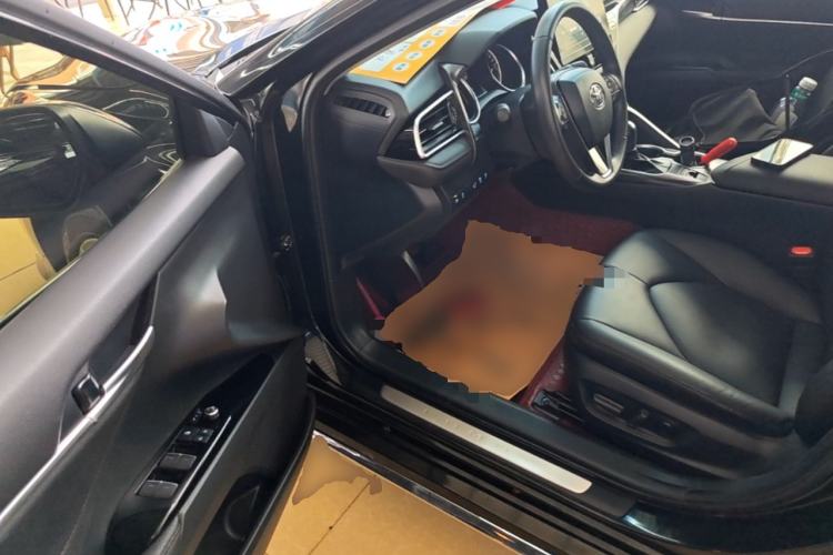 Used Toyota Camry 2023 2.0G Luxury Edition Driver Seat