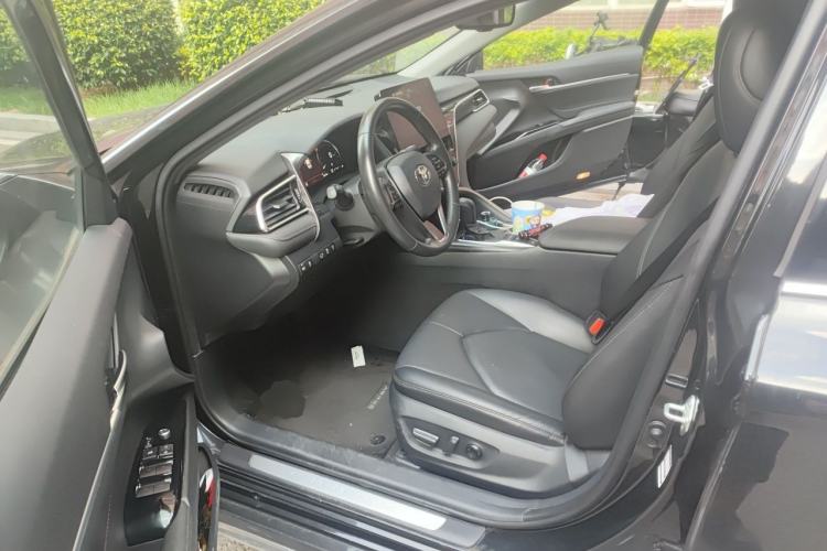 Used Toyota Camry 2023 2.5G Luxury Edition Driver Seat