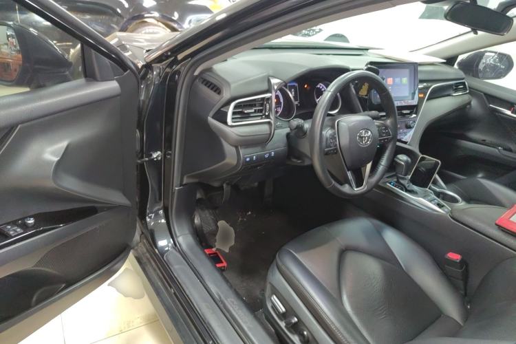 Used Toyota Camry 2023 Dual-Motor 2.5 HGVP Leading Edition Driver Seat