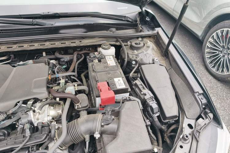 Used Toyota Camry 2023 2.5G Luxury Edition Engine Bay Left