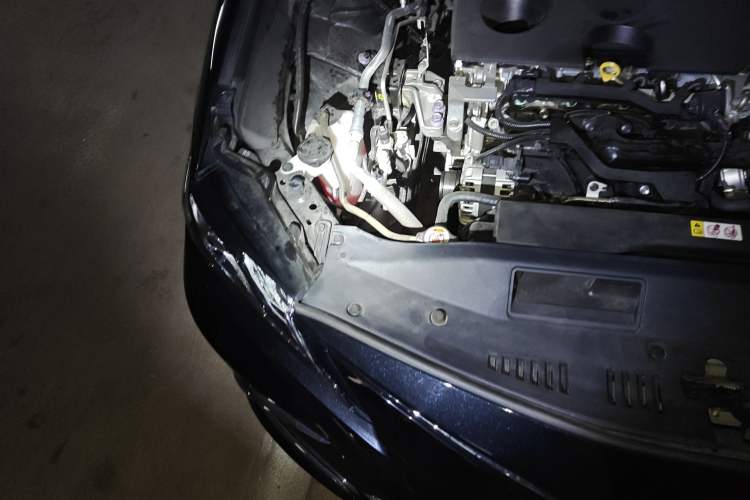 Used Toyota Camry 2023 2.0G Luxury Edition Engine Bay Right