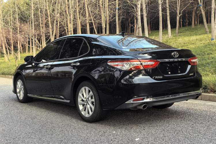Used Toyota Camry 2023 2.0G Luxury Edition Exterior 10