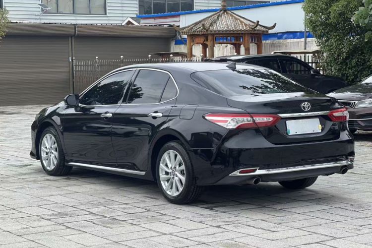 Used Toyota Camry 2023 2.0G Luxury Edition Exterior 2