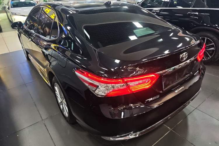 Used Toyota Camry 2023 2.0G Luxury Edition Exterior 2
