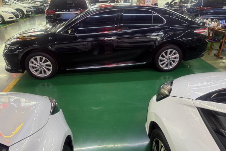 Used Toyota Camry 2023 2.0G Luxury Edition Exterior 3