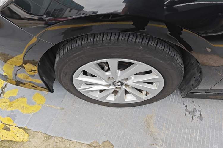 Used Toyota Camry 2023 2.0GVP Premier Edition Exterior 4