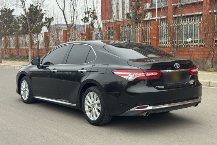 Used Toyota Camry 2023 2.0G Luxury Edition Exterior 4