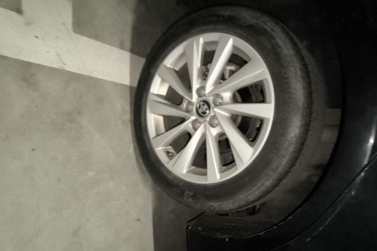 Used Toyota Camry 2023 2.0GVP Premier Edition Exterior 5