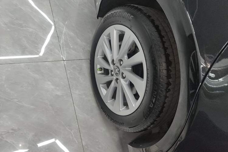 Used Toyota Camry 2023 2.0G Luxury Edition Exterior 5