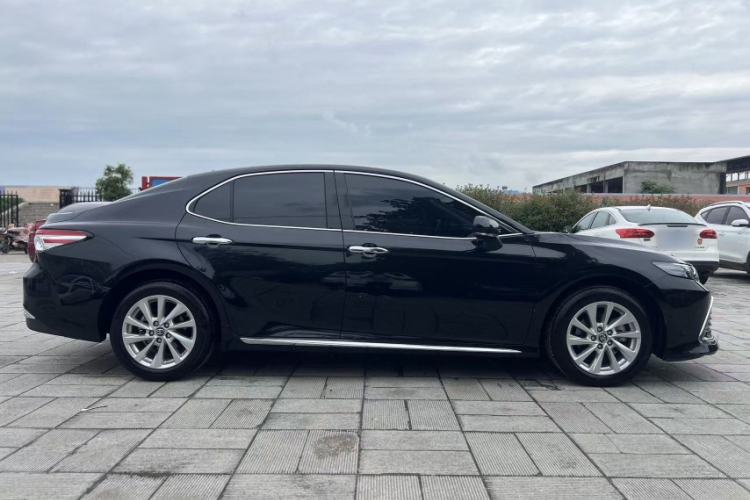 Used Toyota Camry 2023 2.0G Luxury Edition Exterior 7