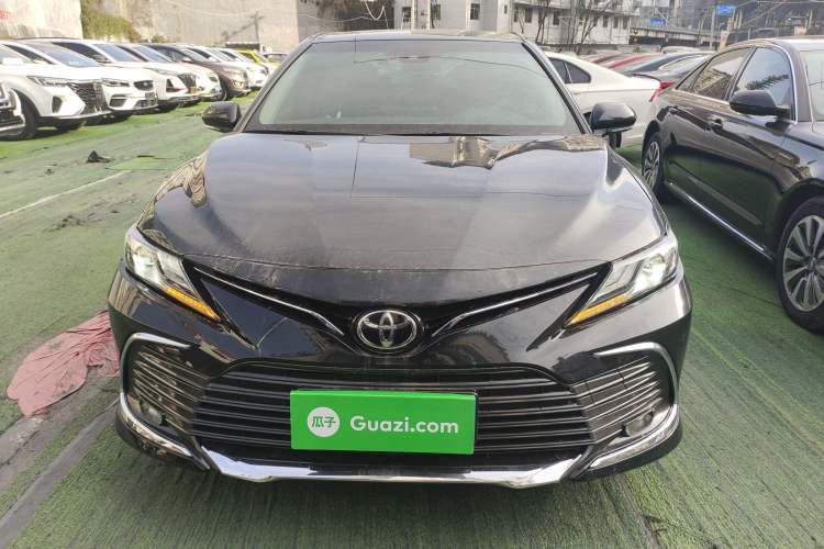 Used Toyota Camry 2023 2.0G Luxury Edition Front