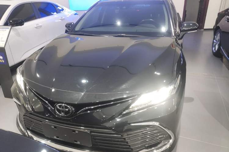 Used Toyota Camry 2023 2.0G Luxury Edition Front