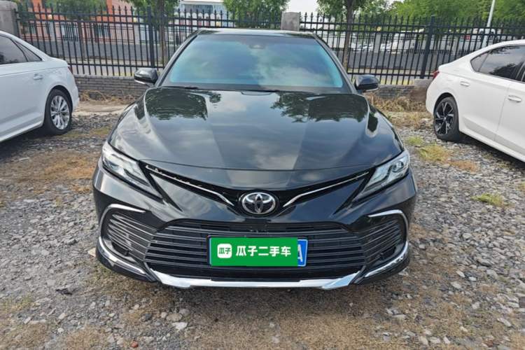 Used Toyota Camry 2023 2.0G Luxury Edition Front