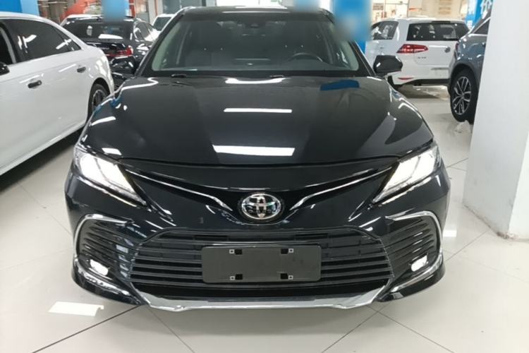 Used Toyota Camry 2023 2.0G Luxury Edition Front