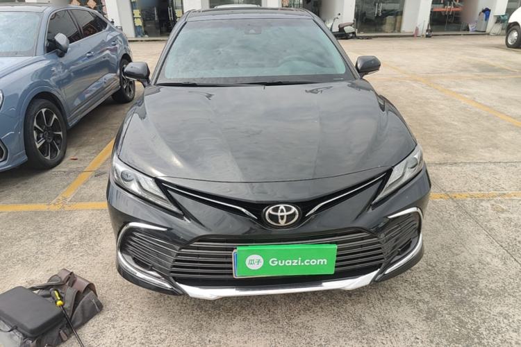 Used Toyota Camry 2023 2.0G Luxury Edition Front