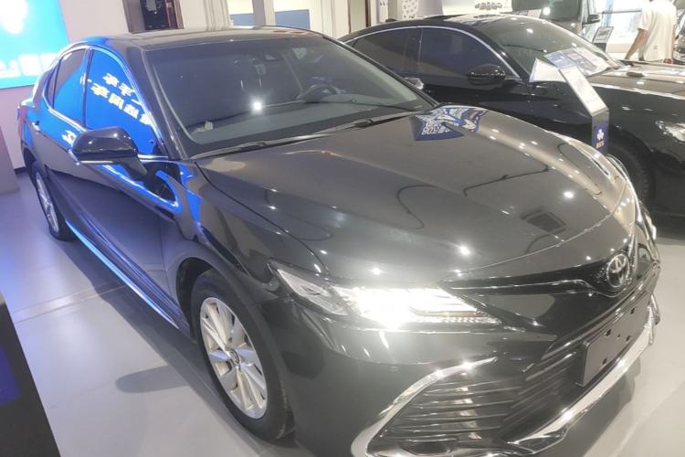Used Toyota Camry 2023 2.0G Luxury Edition Front Right 45 Deg